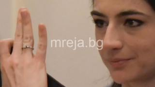 От кого е годежният пръстен на Лена Бориславова?