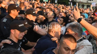 Скандалната истина за боя пред НС излезе наяве. Разкри я ексвътрешният министър Христо Терзийски