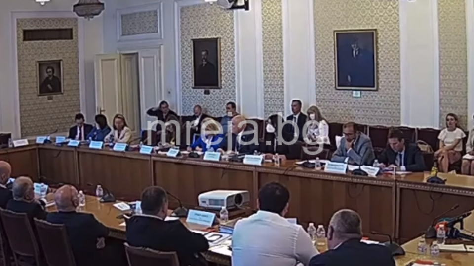Иван Гешев с реторичен въпрос към членовете на Комисията по конституционни и правни въпроси