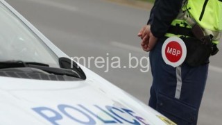 Полицай отнесе прокурор насред София