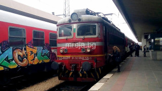 БДЖ с огромни закъснения, заради повреда по трасето