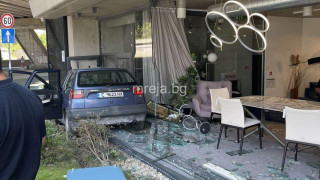 ПОЛИЦАИТЕ НА ТЕНЧО ТЕНЕВ ОТ КАТ-СОФИЯ СПАСИХА ШОФЬОР С ИНСУЛТ В ЗВЕРСКА КАТАСТРОФА ДО IKEA