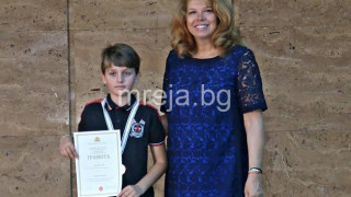 Вицепрезидентът удостои лауреатите в ежегодните конкурси за деца и юноши на Изпълнителната агенция за българите в чужбина