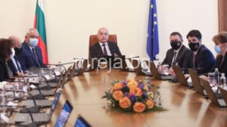 Трима областни управители запазиха поста си