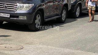 11 въоръжени бодигарда пазели Кирил Петков в тузарски хотел