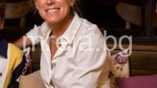 Резил! Мъжът на Ася от супершоу "Невада" я острига до голо заради изневяра