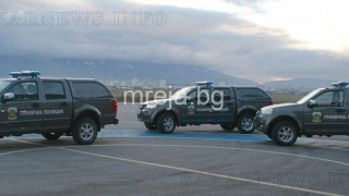 Полицаи в схема за трафик на хора?