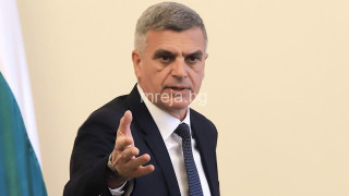 Стефан Янев се забърка с боса на черното тото Коце Маца