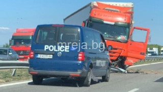 Голяма тапа на АМ Тракия заради тежка катастрофа