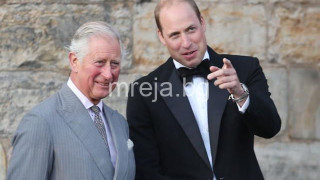 Отстъпва ли Чарлз III трона на Уилям?