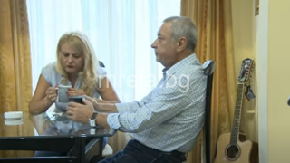 Валери Симеонов крие три деца