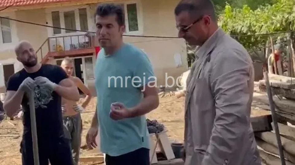 Киро е бесен, човек на Асен Василев го извозил да се снима като идиот с лопата в карловското село