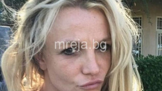 Бритни Спиърс: Част от мен умря!