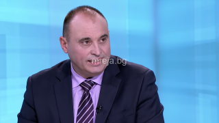 Дясната ръка на Румен Спецов излезе спешно в болнични, за да…