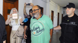 Закопчаният от качулките Поли Дебелия уреждал фалшивите шофьорски книжки от Швейцария