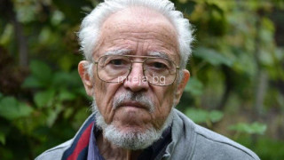 Писателят дисидент Георги Марков изнасял ценни пощенски марки