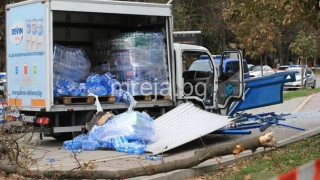 Това е момичето, което по-рано днес бе премазано от камион на автобусна спирка в София (СНИМКИ)