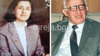 Тодор Живков дремва между двете заседания на пленума, с който бе свален от власт