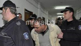 Ето защо заподозряха бандата на Мишо Кривия за обира на инкасо автомобила в „Ринг мол“