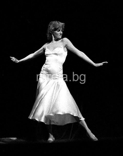 Даяна хвърлила принц Чарлз в шок още през 1985 г. с… (ГАЛЕРИЯ СНИМКИ)