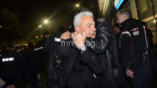 Волен Сидеров отива „на топло“?