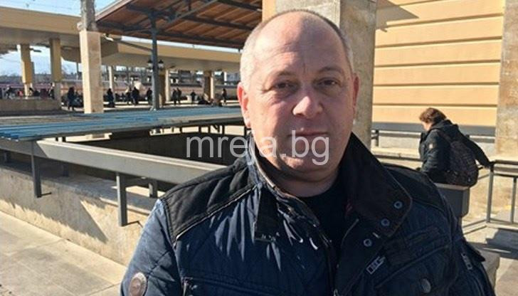 Дядовата ръкавичка. Измамникът Красимир Папукчийски назначил жена си да чисти жп-кенефите