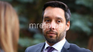 Разлом между ДБ и Борис Бонев