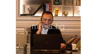 Кой осуети сделката на Васил Божков с откритата у нас картина на Джаксън Полък?