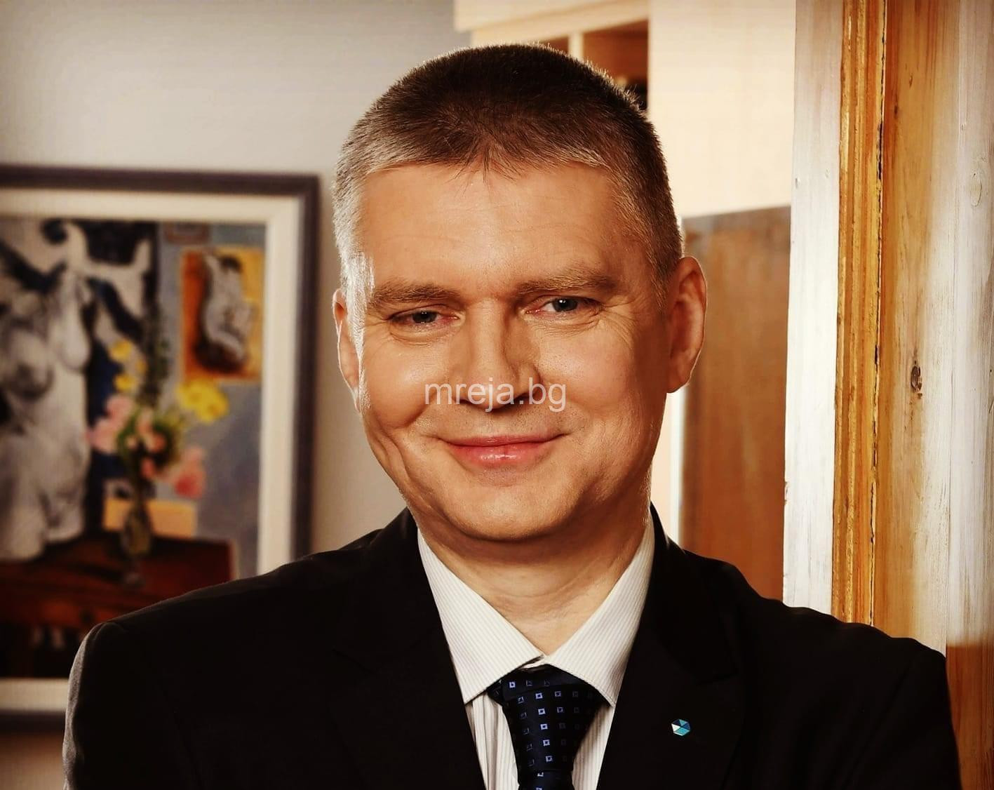 Любомир Аламанов с призив за вота: Не им давайте да ни завлекат в миналото, гласувайте!