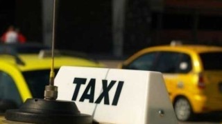 Поне 40% от шофьорите на такси в София, са на силни антидепресанти