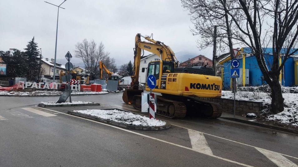 Скандал! “Булстрой – монтажи”  и “Климатроник” превърнаха Драгалевци в лунен пейзаж. ДАНС, БОП-а и Прокуратурата разследват босовете Цветелина Персийска и Цветан Кордев