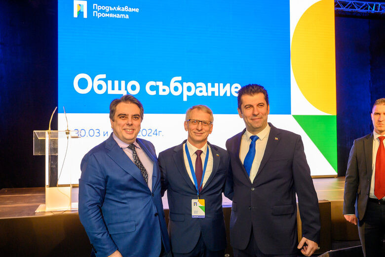 Скандал! Протежето на “Промяната” в столичното РЗИ Румяна Янева лобира кои фирми да хранят децата в София. Колко кеш ще отиде в джоба на Киро и Асен?