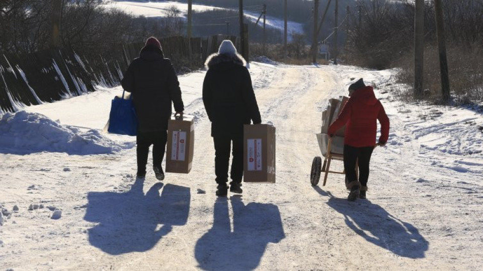 Разселените украинци се страхуват, че никога повече няма да видят семействата си