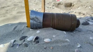 Откриха бойна граната край плажа в Приморско