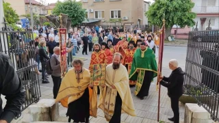 Част от мощите на Свети Георги пристигнаха във Вършец