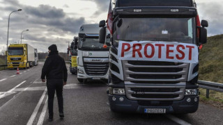 Полски тираджии блокираха границата с Украйна