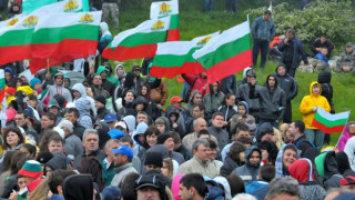 Стотици минаха по стъпките на Ботевата чета - от Козлодуй до Околчица