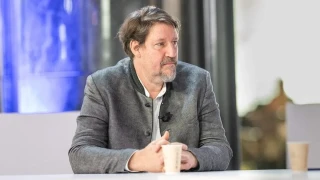Докладчикът на ЕП за Северна Македония се оплака от български натиск