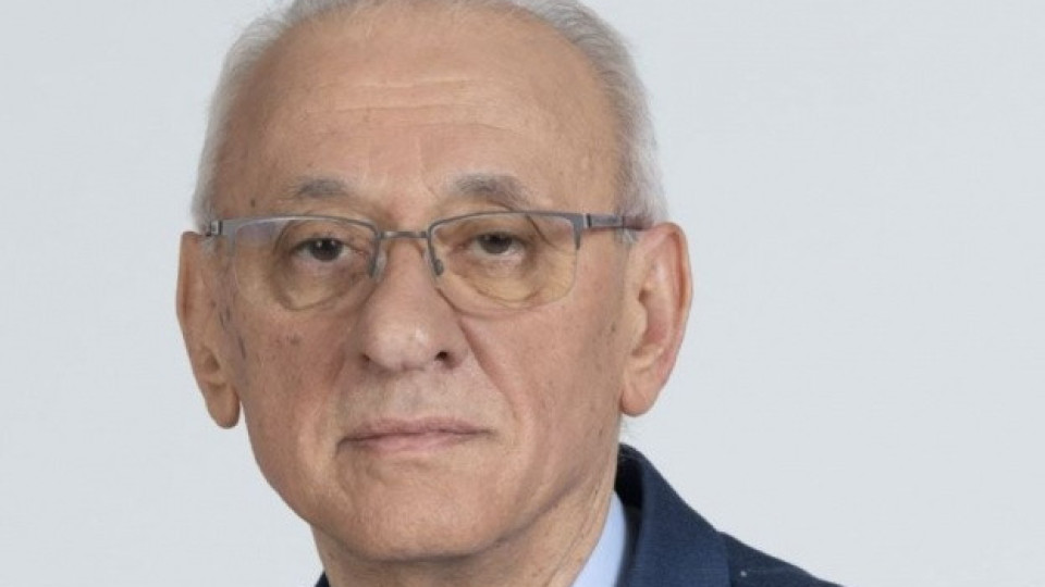 Министър Кирилов: Над половин година не е имало доставки на ключово лекарство срещу рак на гърдата