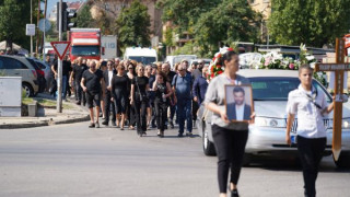 Ексклузивно в mreja.bg: In Memoriam! Простихме се с Тодор Славков – една легенда между две епохи