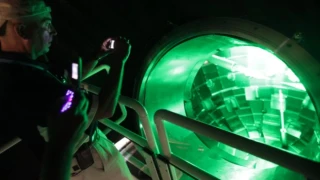Китай създава най-големия BGSe кристал за свръхмощни лазерни оръжия