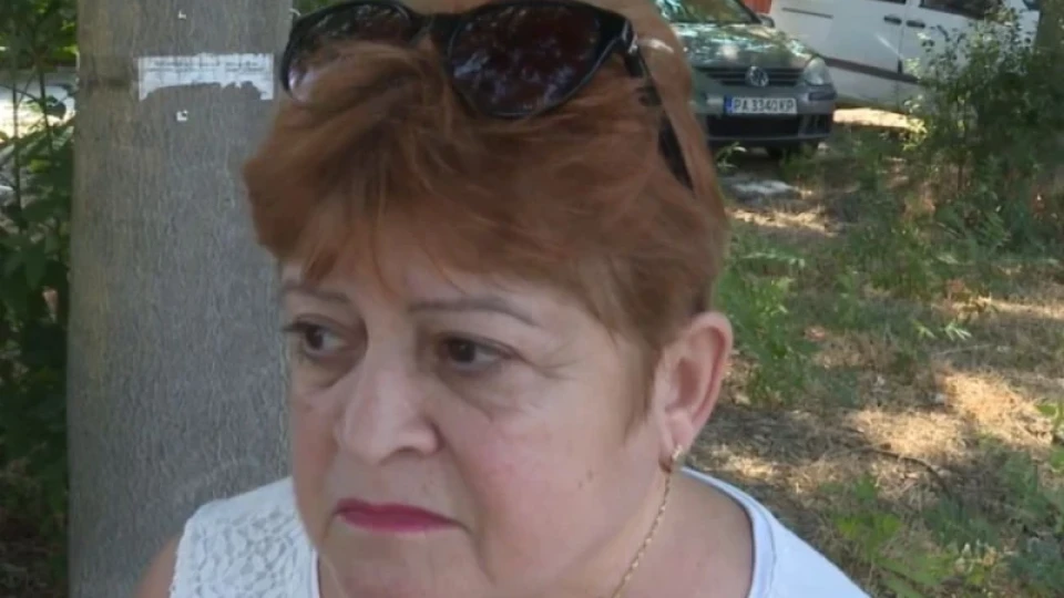 "Припаднах": Жена откри, че майка й е била "погребана втори път" "Припаднах": Жена откри, че майка й е била "погребана втори път"
