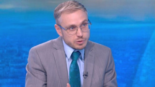 Експерт: Изкуственият интелект може да е добър психотерапевт, защото хората сме предвидими