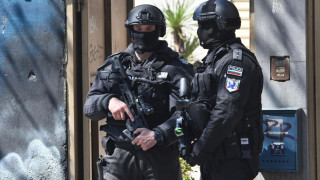 Арестуваха учител в София за педофилия, водил в хостел седмокласничка