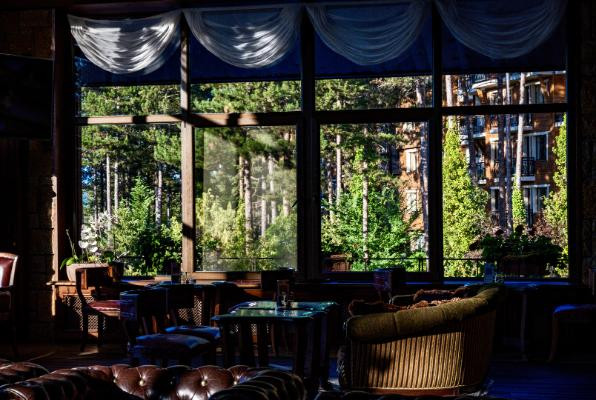 ЕКСКЛУЗИВНО! Maxi Park Hotel & SPA Велинград отваря топ ресторант и луксозно СПА за ценители