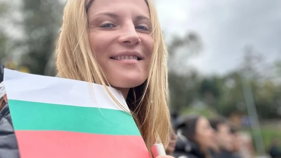 Теодора Духовникова: Този народ рядко плаче от щастие. Но когато плаче така - помни завинаги
