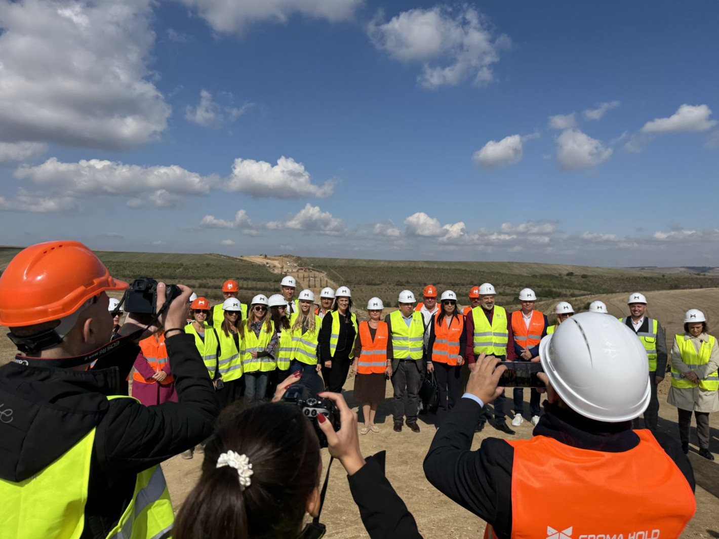 Напредва Обходът на гр. Бяла от АМ Русе-Велико Търново, над 150 специалисти и над 100 единици техника са на обекта