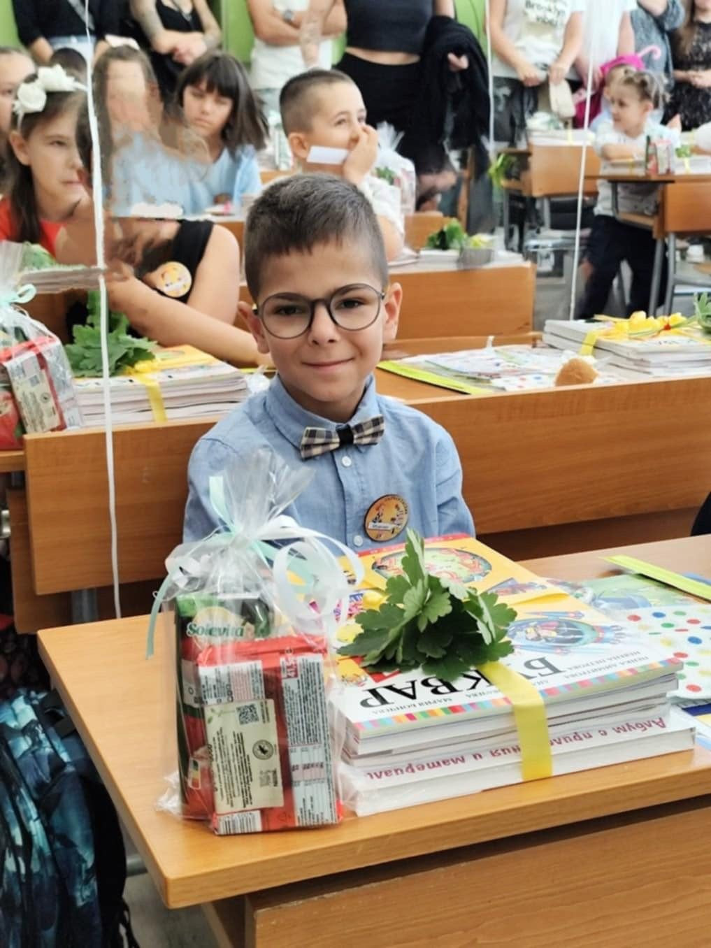 Малкото голямо чудо: Момчил, който се роди 850 грама, вече е първокласник