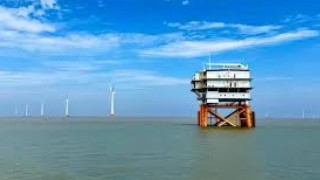 Китай строи най-голямата плаваща вятърна турбина