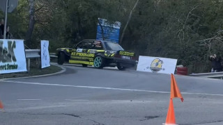 Загинал и 8 ранени на планинско рали край Варна, след като кола се вряза в публиката